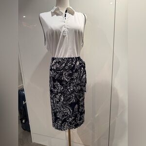 NWT - Laura Petites Paisley faux wrap skirt. Elastic waist in Size L.